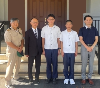生徒代表と春田首席領事